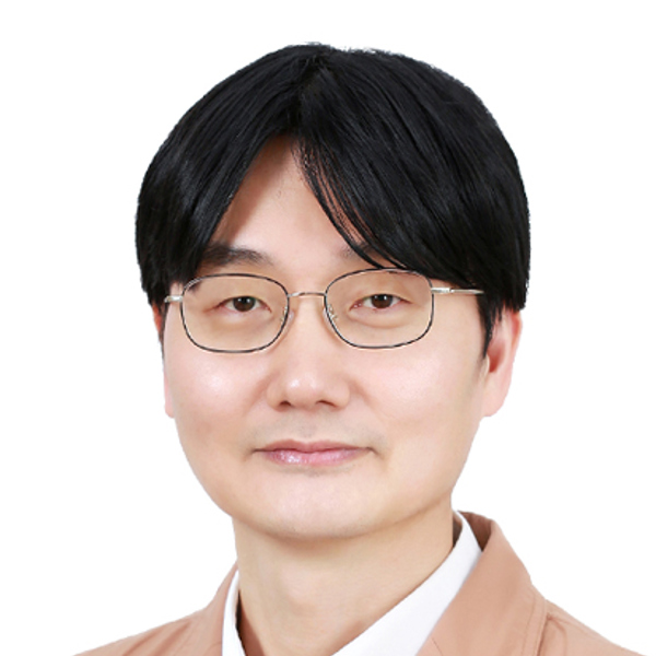 Tae-Woo Lee 