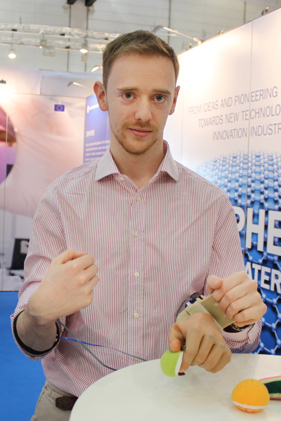 This robotic prosthetic hand is controlled by a wearable sensor in the form of a bracelet made by a cellulose and graphene composite